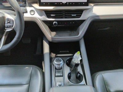 2025 Ford Explorer Active 4WD