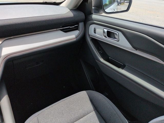 2025 Ford Explorer Active CC