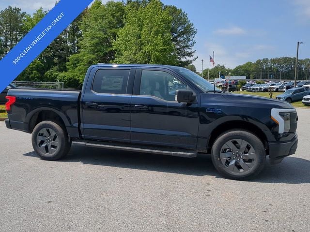 2025 Ford F-150 Lightning Flash