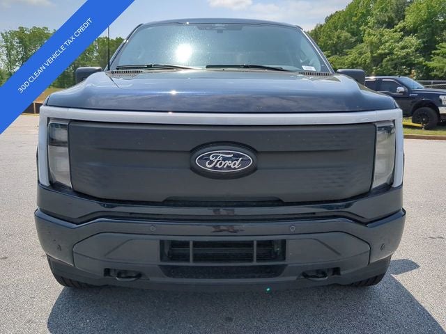 2025 Ford F-150 Lightning Flash