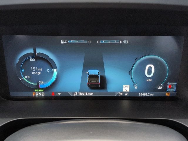 2025 Ford F-150 Lightning Flash