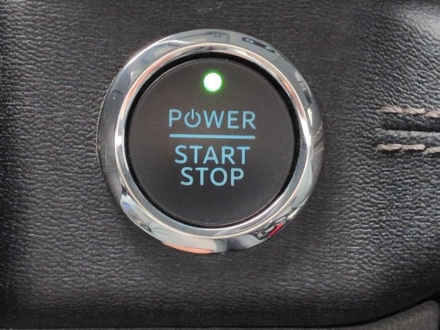 2025 Ford F-150 Lightning Flash AWD