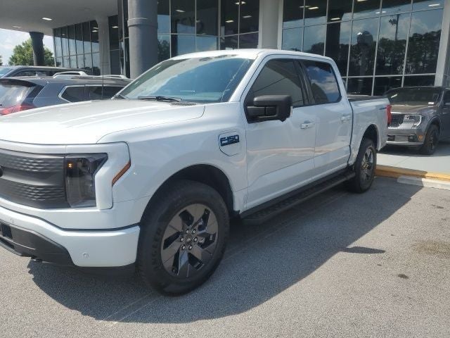 2025 Ford F-150 Lightning Flash AWD