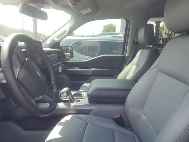 2025 Ford F-150 Lightning Flash AWD