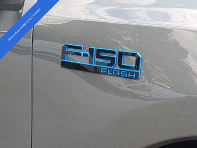 2025 Ford F-150 Lightning Flash
