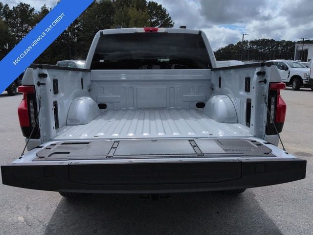 2025 Ford F-150 Lightning Flash