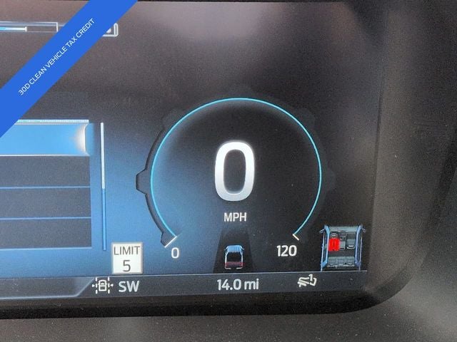 2025 Ford F-150 Lightning Flash