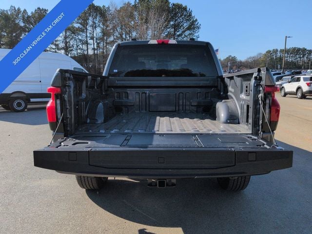 2025 Ford F-150 Lightning Flash