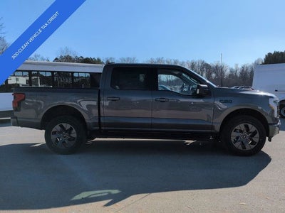 2025 Ford F-150 Lightning Flash