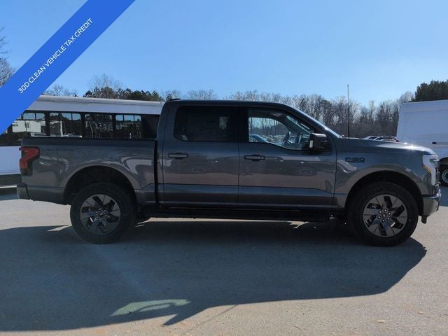 2025 Ford F-150 Lightning Flash
