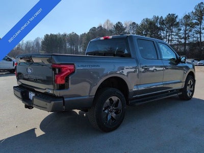 2025 Ford F-150 Lightning Flash