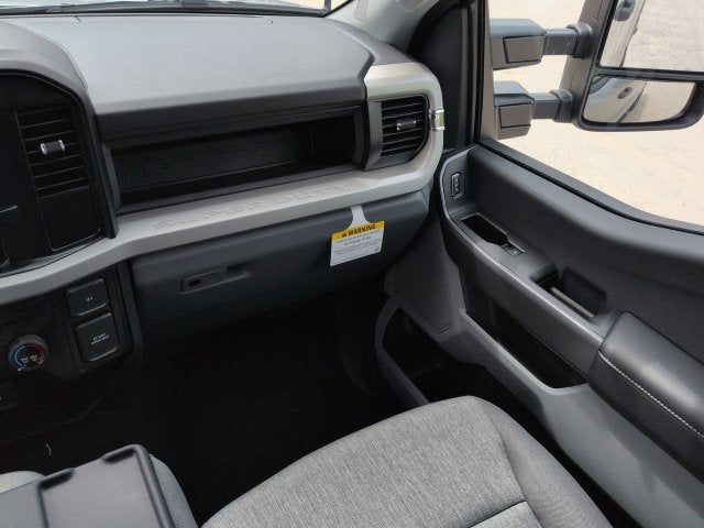 2027 Ford F-250SD XL