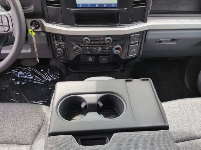 2027 Ford F-250SD XL