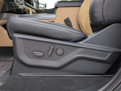 2027 Ford F-250SD F-250® Lariat®