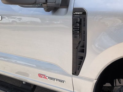 2027 Ford F-250SD F-250® Lariat®