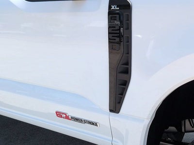 2027 Ford F-250SD XL