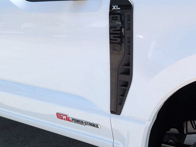 2027 Ford F-250SD XL