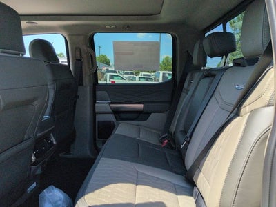 2027 Ford F-250SD Platinum