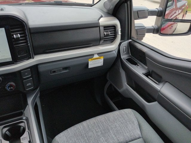 2027 Ford F-250SD XLT