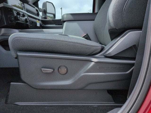 2027 Ford F-250SD XLT