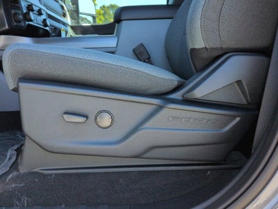 2027 Ford F-250SD XLT