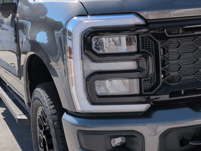 2027 Ford F-250SD XLT