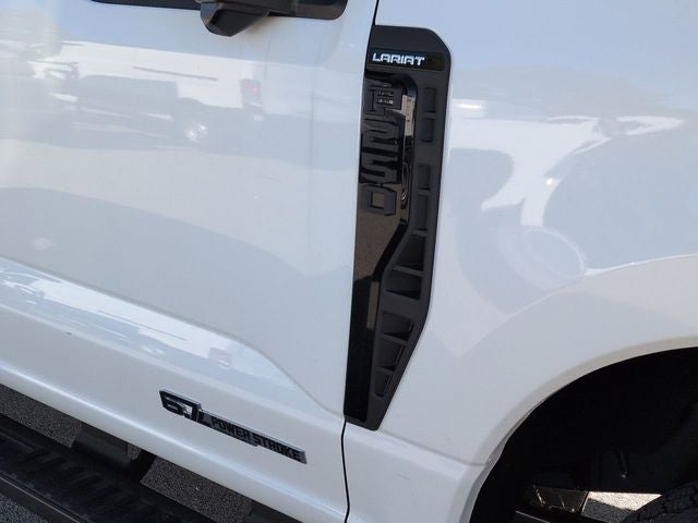 2025 Ford F-250SD Lariat 4WD