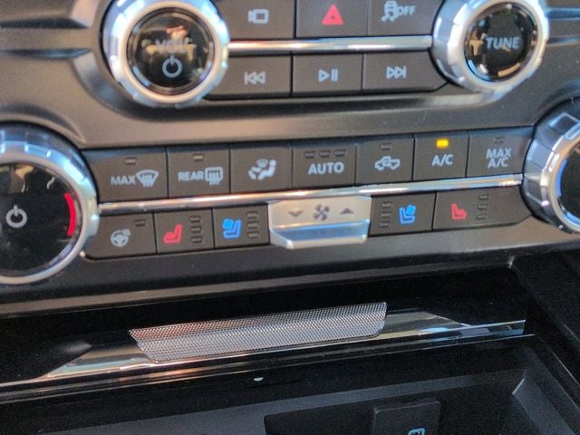 2025 Ford F-250SD Lariat 4WD