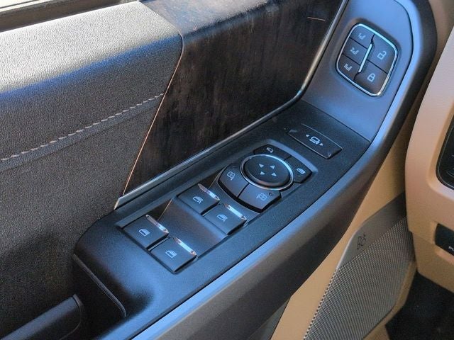 2025 Ford F-250SD Lariat 4WD