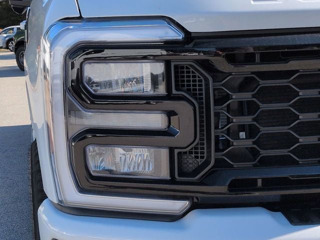 2025 Ford F-250SD Lariat 4WD