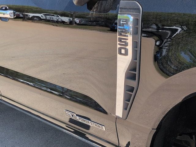 2023 Ford F-250SD King Ranch 4WD FX4