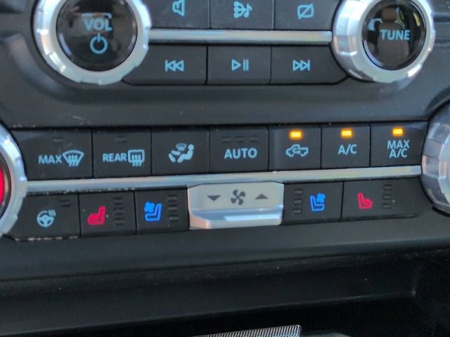 2023 Ford F-250SD Lariat 4WD FX4