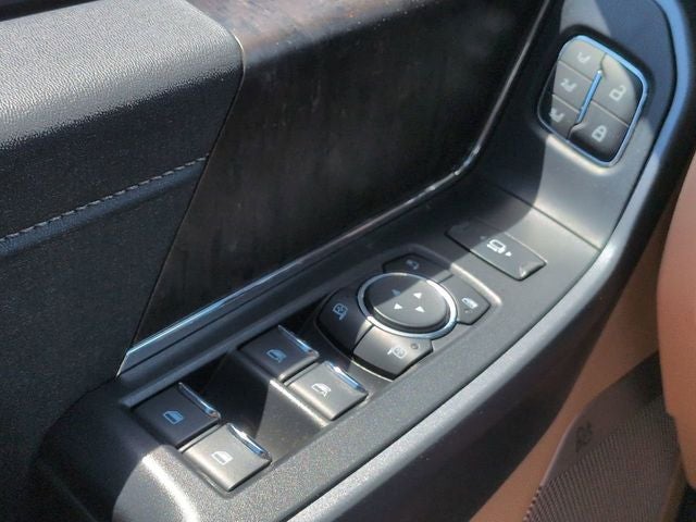 2023 Ford F-250SD Lariat 4WD FX4