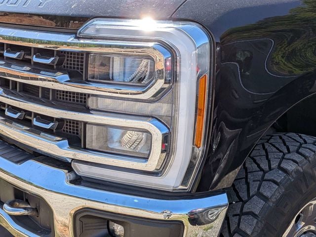 2023 Ford F-250SD Lariat 4WD FX4