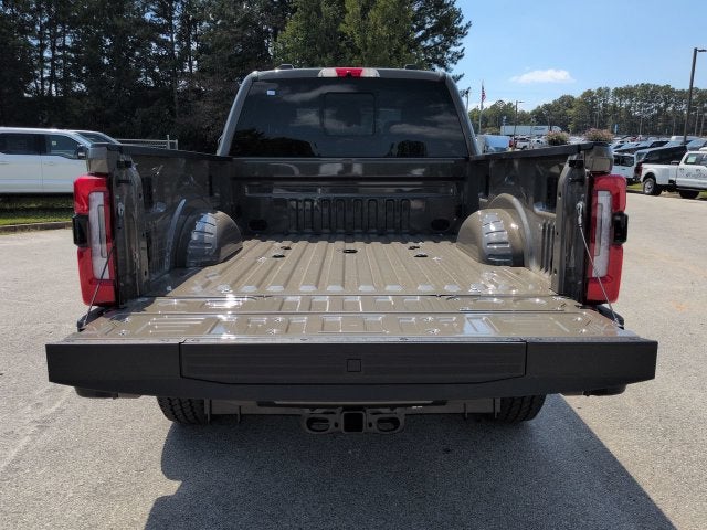 2027 Ford F-350SD Platinum