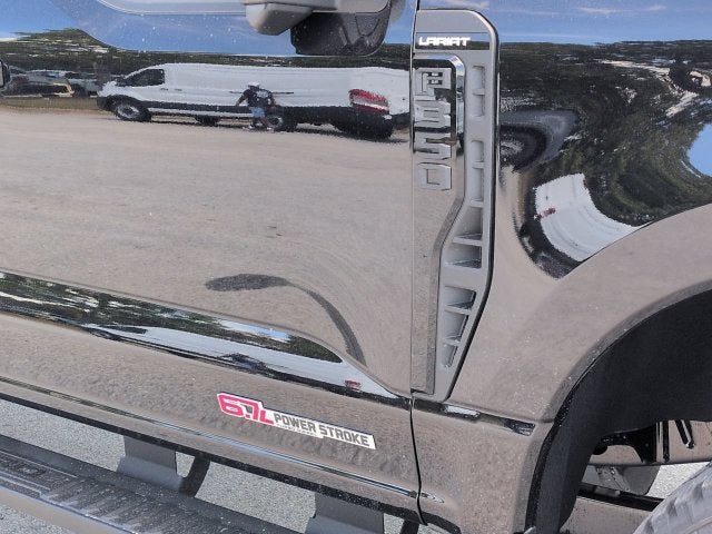 2027 Ford F-350SD Lariat
