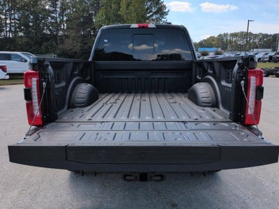 2027 Ford F-350SD Lariat