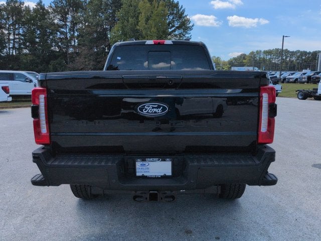 2027 Ford F-350SD Lariat