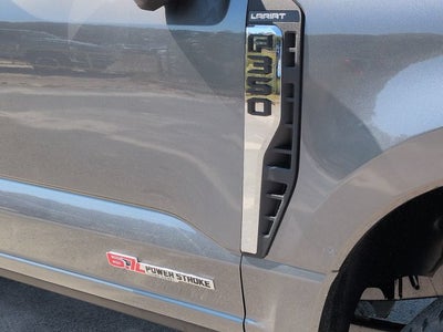 2027 Ford F-350SD Lariat