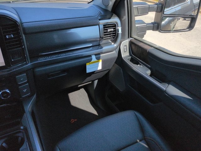 2027 Ford F-350SD Lariat