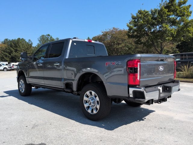 2027 Ford F-350SD Lariat