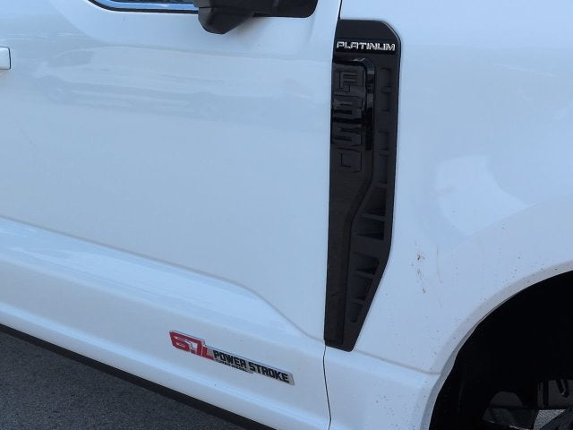 2027 Ford F-350SD Platinum