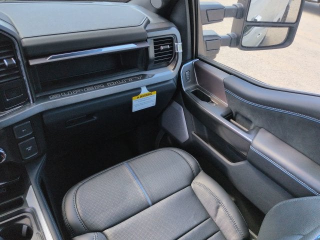2027 Ford F-350SD Platinum