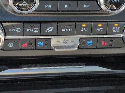 2027 Ford F-350SD Platinum