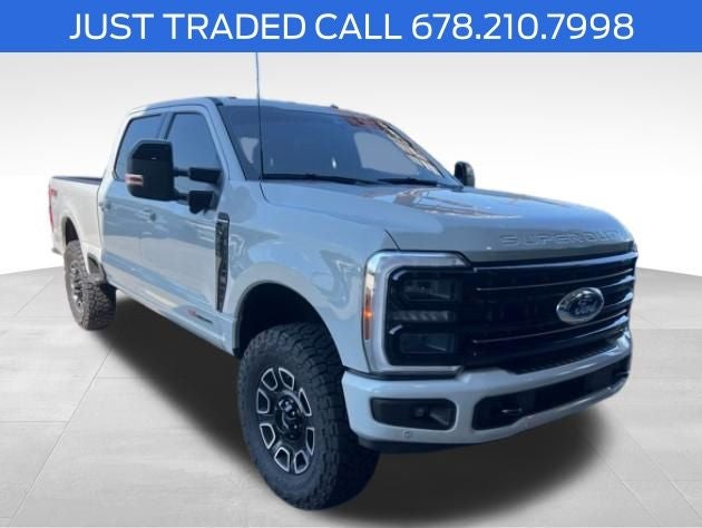 2025 Ford F-350SD Platinum 4WD FX4
