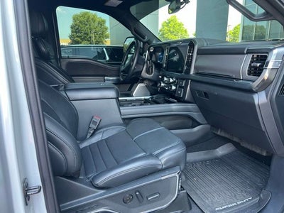 2025 Ford F-350SD Platinum 4WD FX4