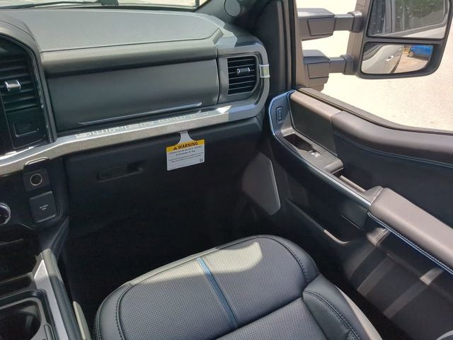 2025 Ford F-350SD Platinum