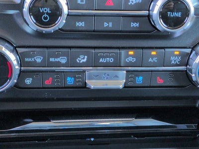 2027 Ford F-350SD Lariat