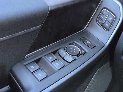2027 Ford F-350SD Lariat