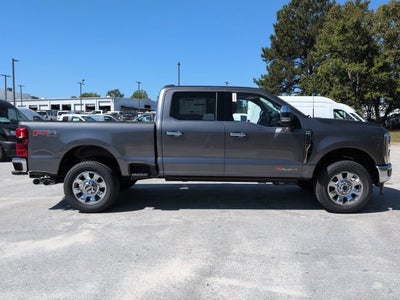 2027 Ford F-350SD Lariat